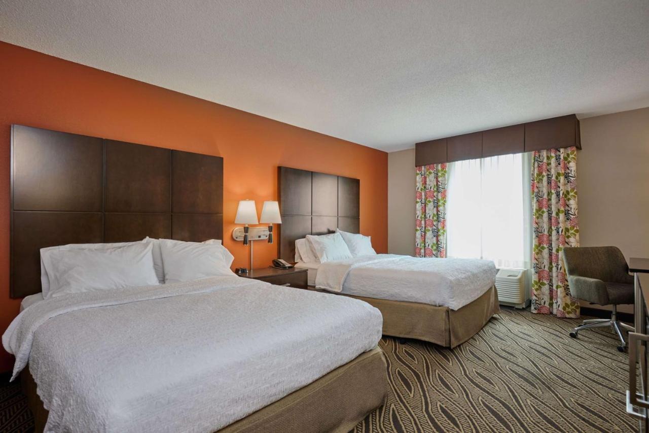 Hampton Inn Evansville Airport Екстер'єр фото