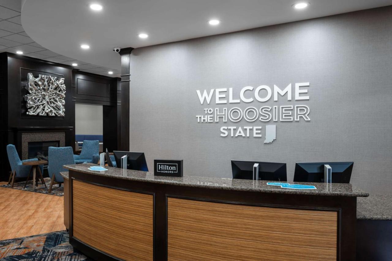 Hampton Inn Evansville Airport Екстер'єр фото