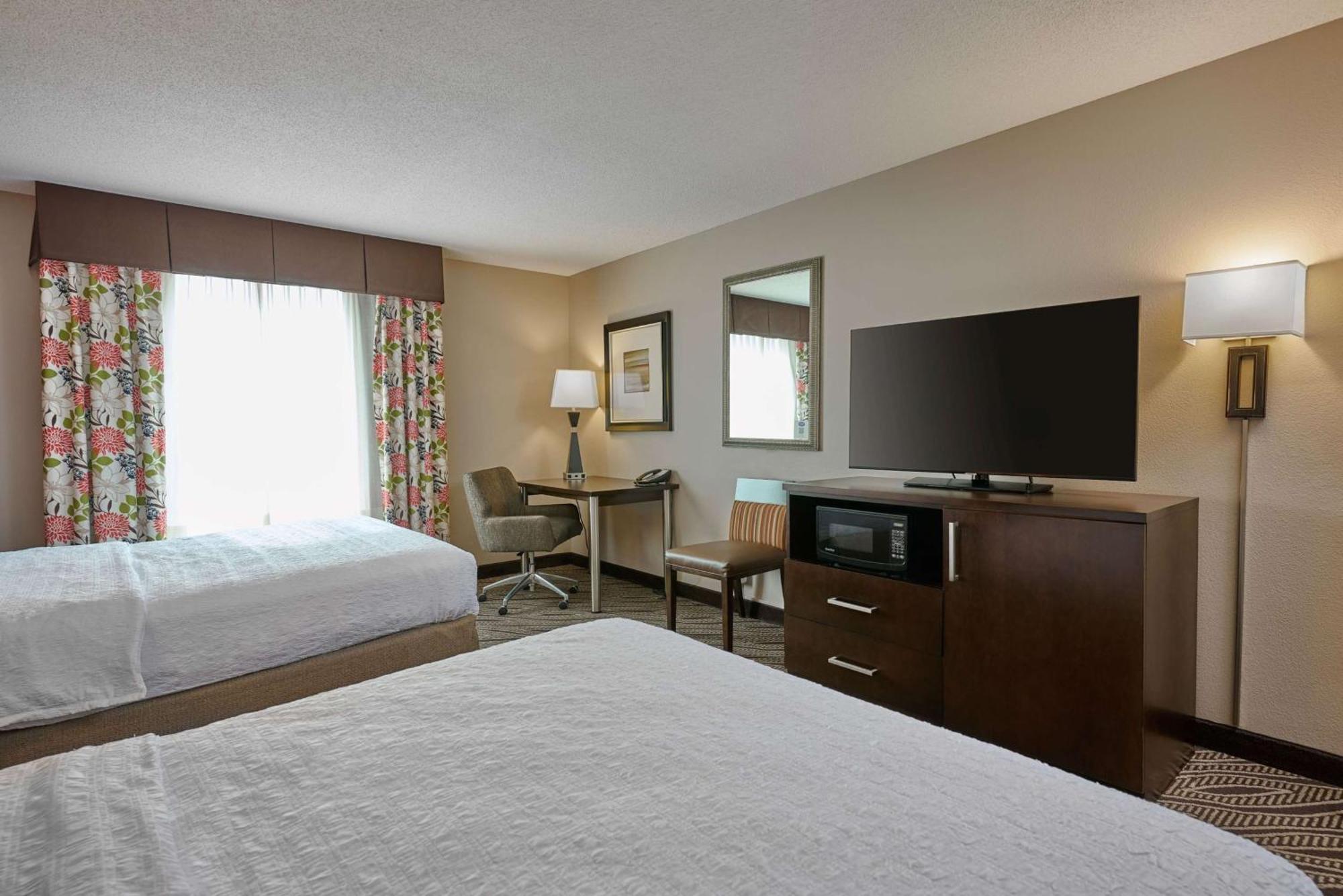Hampton Inn Evansville Airport Екстер'єр фото