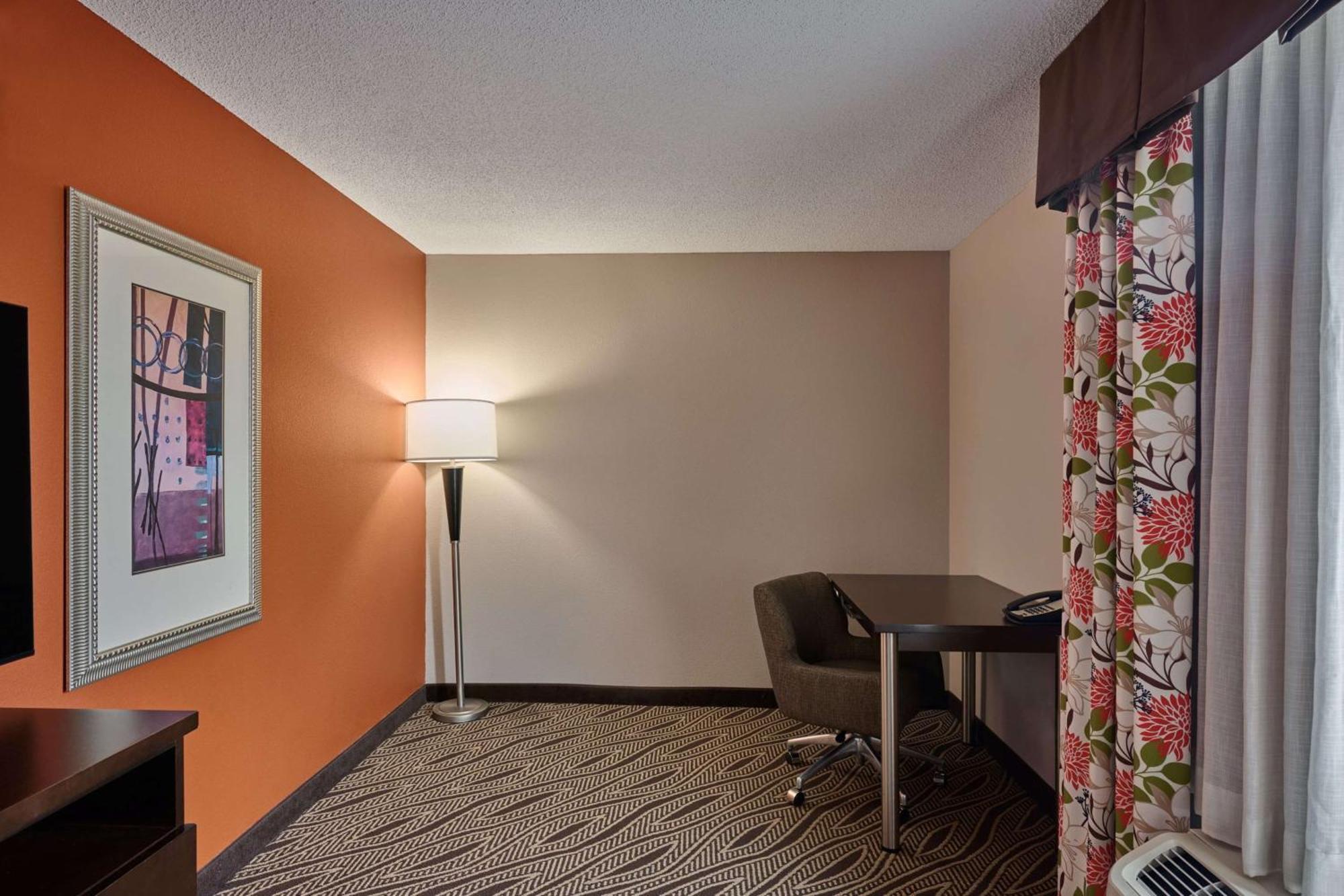 Hampton Inn Evansville Airport Екстер'єр фото