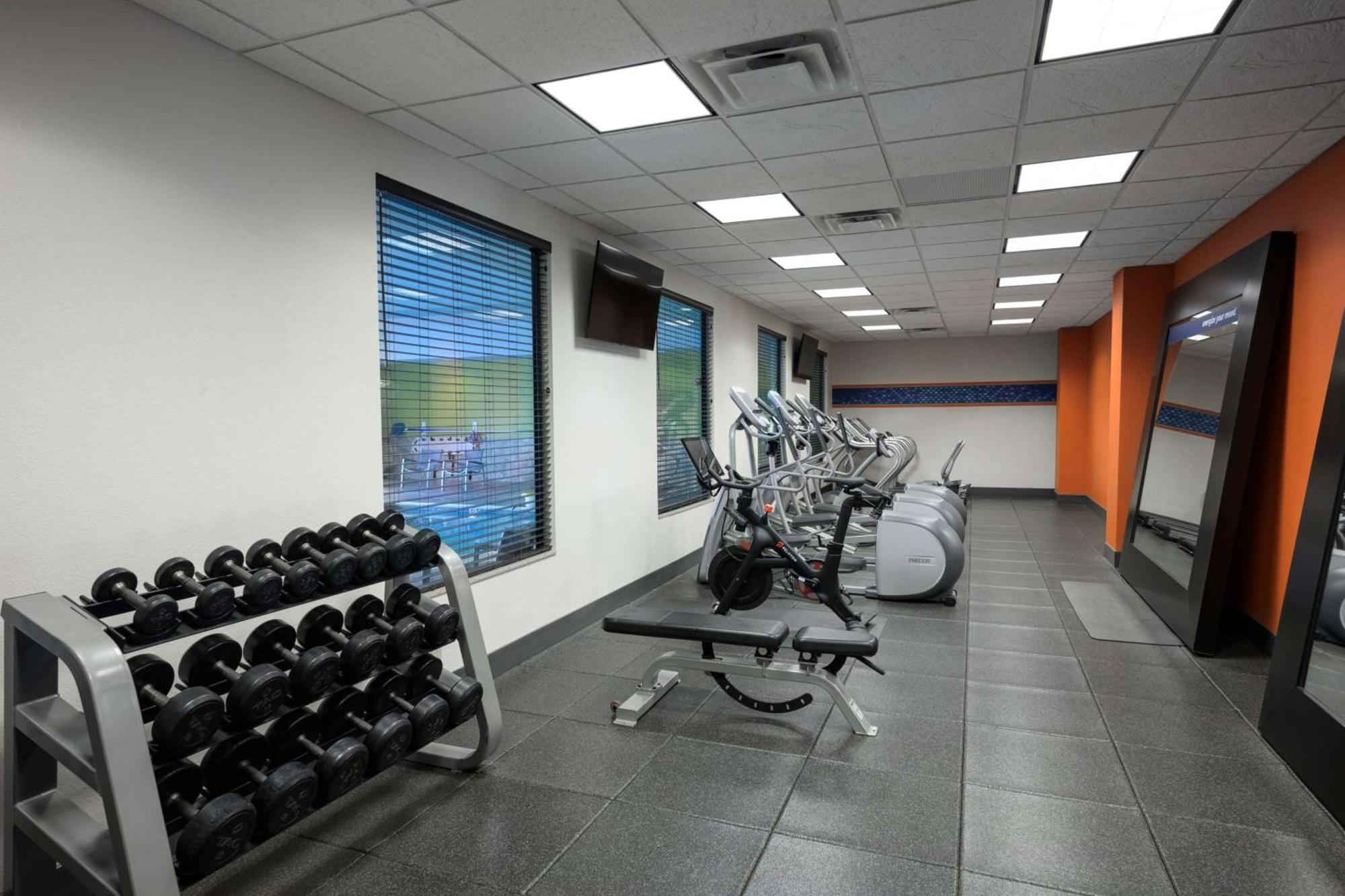Hampton Inn Evansville Airport Екстер'єр фото
